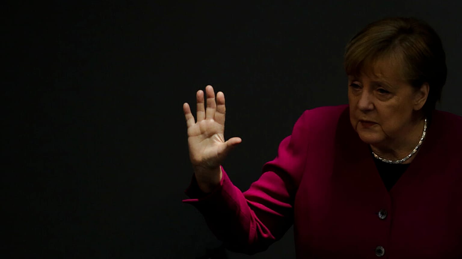 Die deutsche Bundeskanzlerin Angela Merkel im Bundestag, 25.03.2021