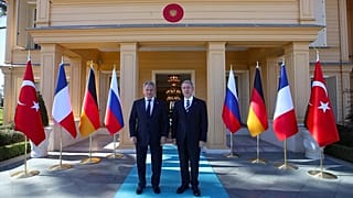 Türk ve Rus Savunma Bakanları Akar ve Şoygu