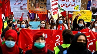 Pakistan'da Kadınlar Günü yürüyüşü