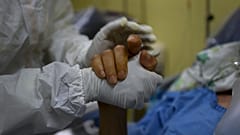 في إحدى وحدات العناية الفائقة في فنزويلا 