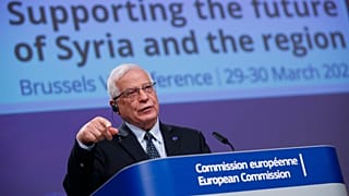 الممثل الأعلى للشؤون الخارجية والسياسة الأمنية للاتحاد الأوروبي جوزيب بوريل أثناء مؤتمر صحفي، مقر المفوضية الأوروية، بروكسل، 30 آذار/مارس 2021