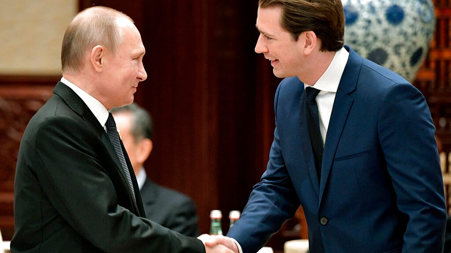 Archiv: Der russische Präsident Wladimir Putin und Österreichs Kanzler Sebastian Kurz beim Belt and Road Forum (BRF) in Peking, China, 27.04.2019