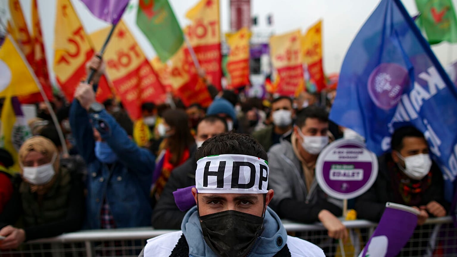 La corte costituzionale turca decide sull'Hpd