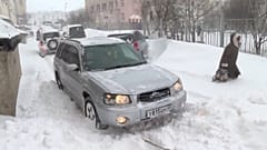 Chutes de neige surprise à Magadane en Russie !
