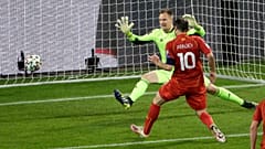 Oldie but Goldie: Der nordmazedonische Routinier Pandev erzielte die überraschende Führung
