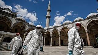 في جامع السليمانية (مسجد سليمان القانوني) في إسطنبول 