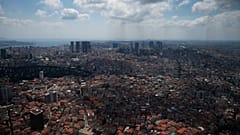 Türkiye ekonomisine ilişkin 2021 yılı büyüme tahminini de yüzde 4,5'ten yüzde 5'e çıkarıldı
