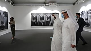 A Dubai, la prima fiera grande d'arte a tenersi nuovamente "dal vivo"
