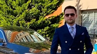 Kürşat Ayvatoğlu