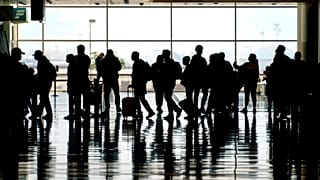 Ue: stop a viaggi non essenziali da Usa e Israele