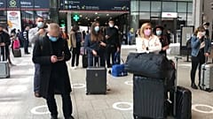 Schnell noch raus aufs Land - Flucht vor dem harten Lockdown in Frankreich