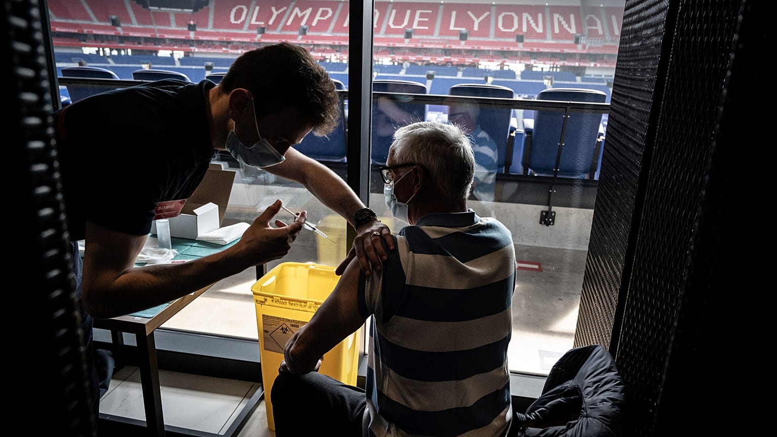 Le centre de vaccination sur Groupana Stadium (Olympique lyonnais) a ouvert ses portes samedi 3 avril 2021, France