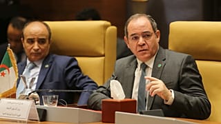 وزير الخارجية الجزائري صبر بوقدوم