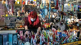 Προετοιμασία για την επαναλειτουργία των καταστημάτων