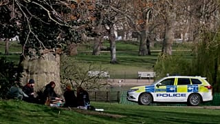 A londoni parkokba is hamarabb visszatérhet az élet, remélik a tömeges teszteléstől