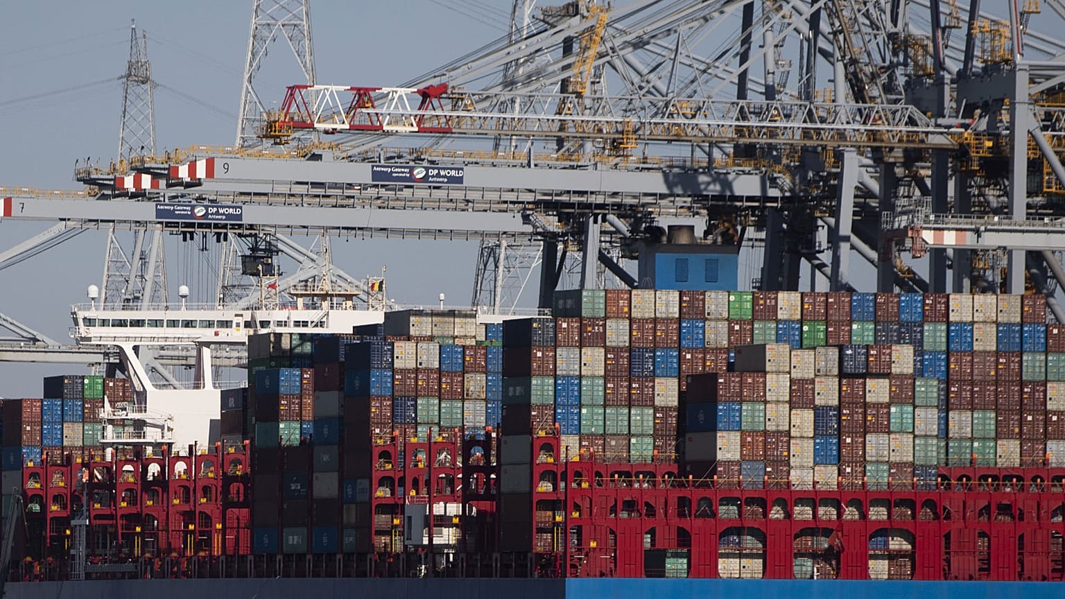 Archives : le port d'Anvers, le 23 mars 2020