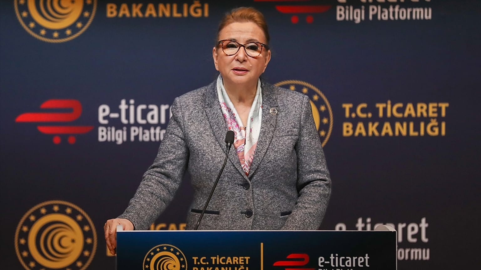 Ticaret Bakanı Ruhsar Pekcan
