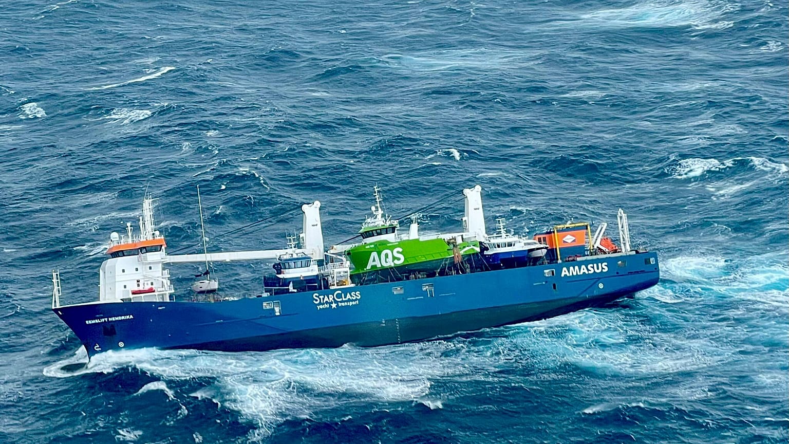 Das besatzungslose Frachtschiff treibt im Nordmeer umher, 05.04.2021