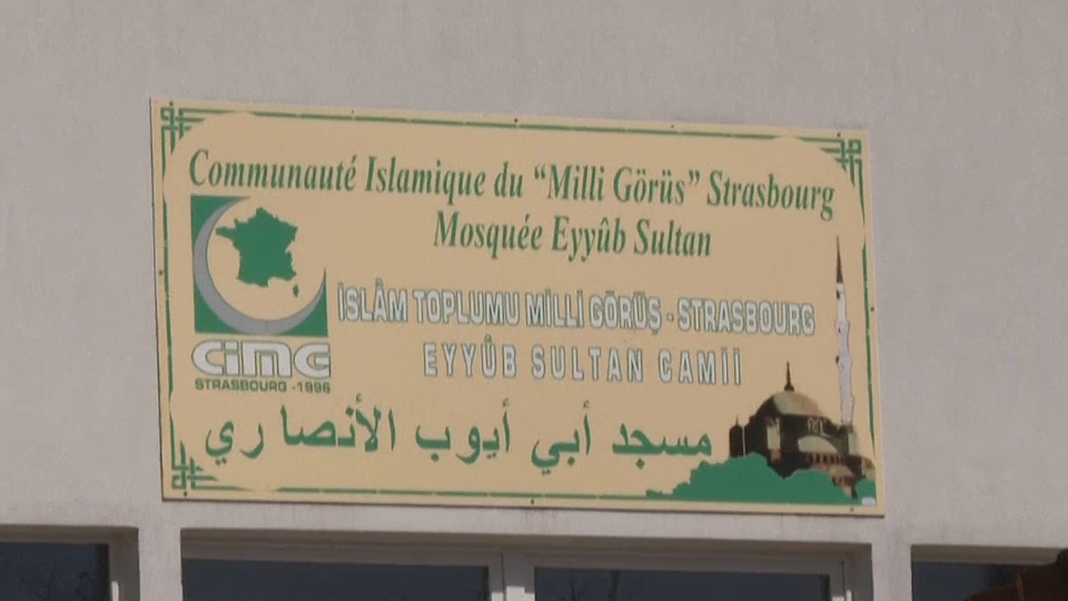 Strasbourg Milli  Görüş Eyüp Sultan Camii 