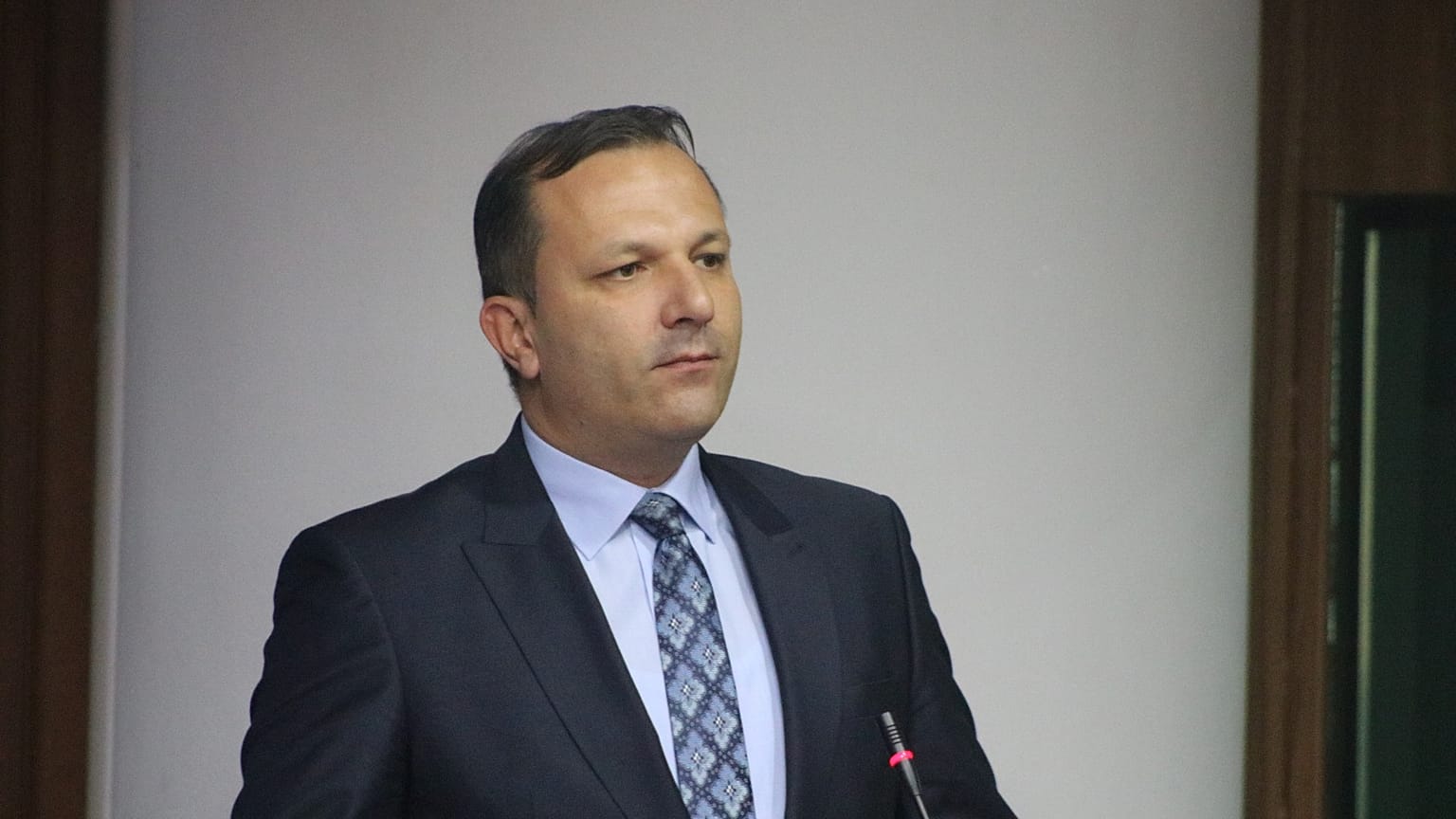 Makedonya İçişleri Bakanı Oliver Spasovski