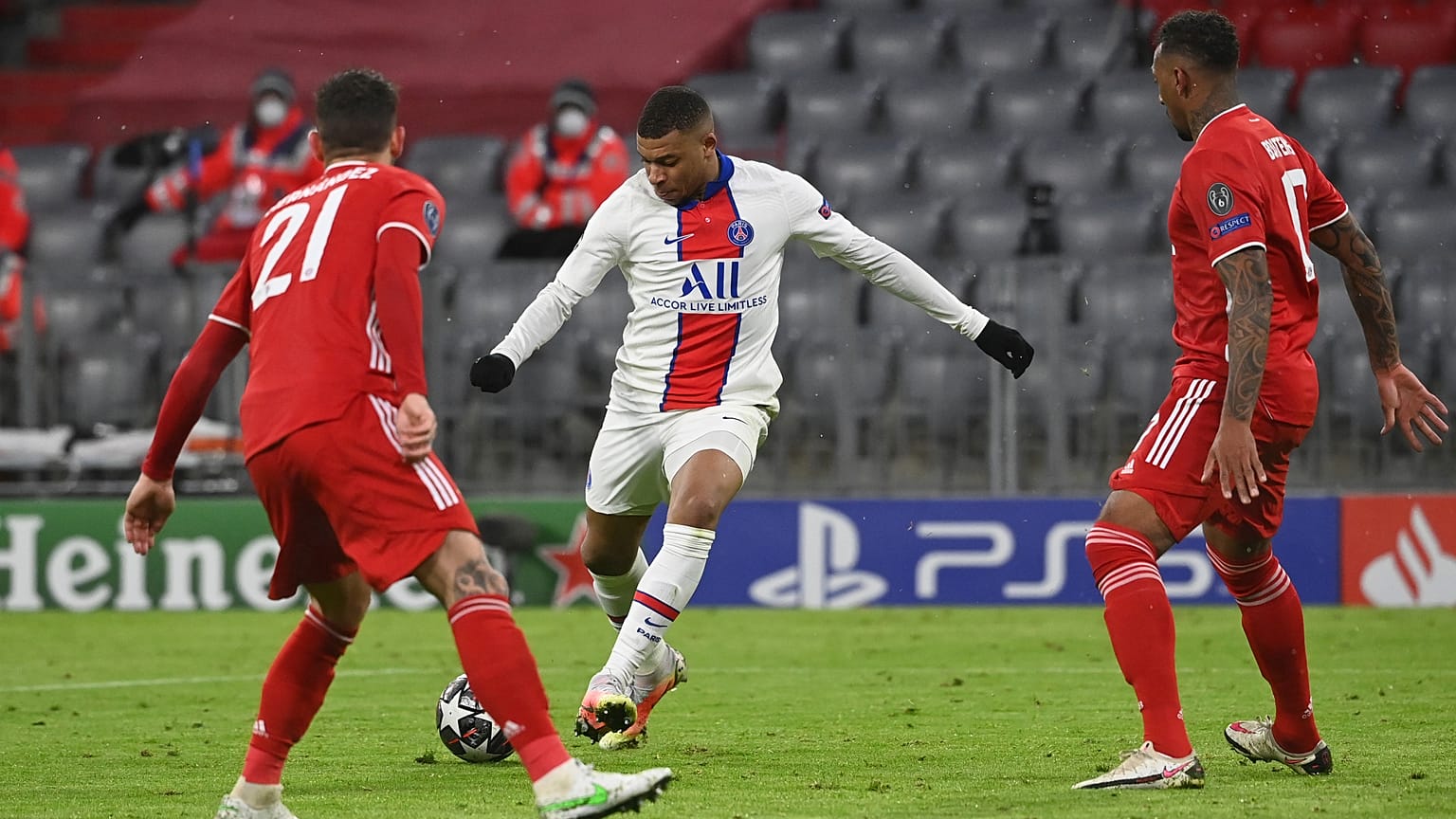 Kylian Mbappé erzielte mit diesem Schuss den 3:2 Endstand für die Pariser