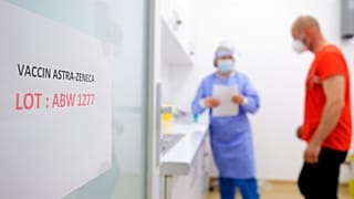 Vaccination à Bucarest, en Roumanie, le 7 avril 2021.