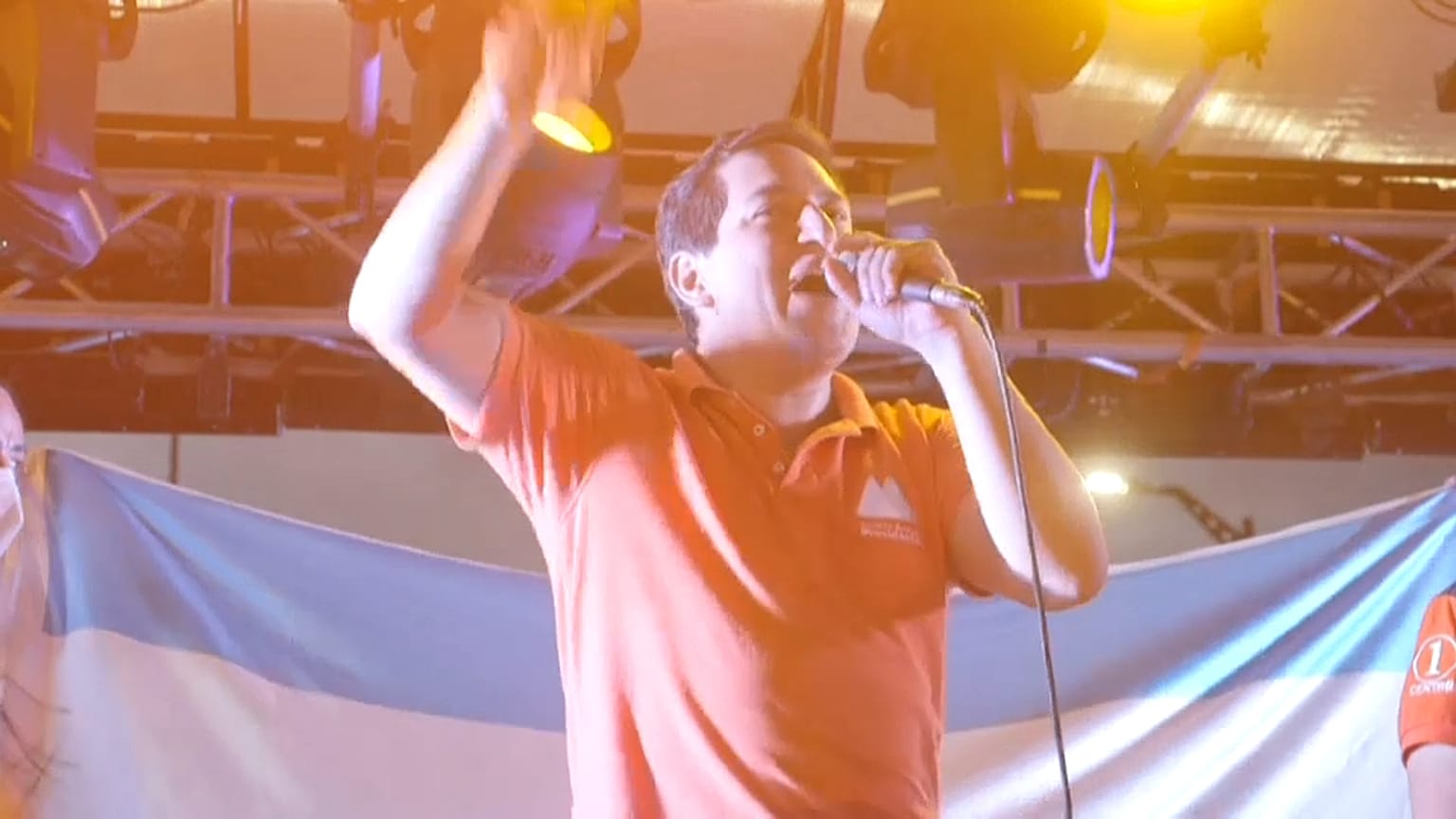 Andrés Arauz en su mitin de cierre de campaña en Guayaquil