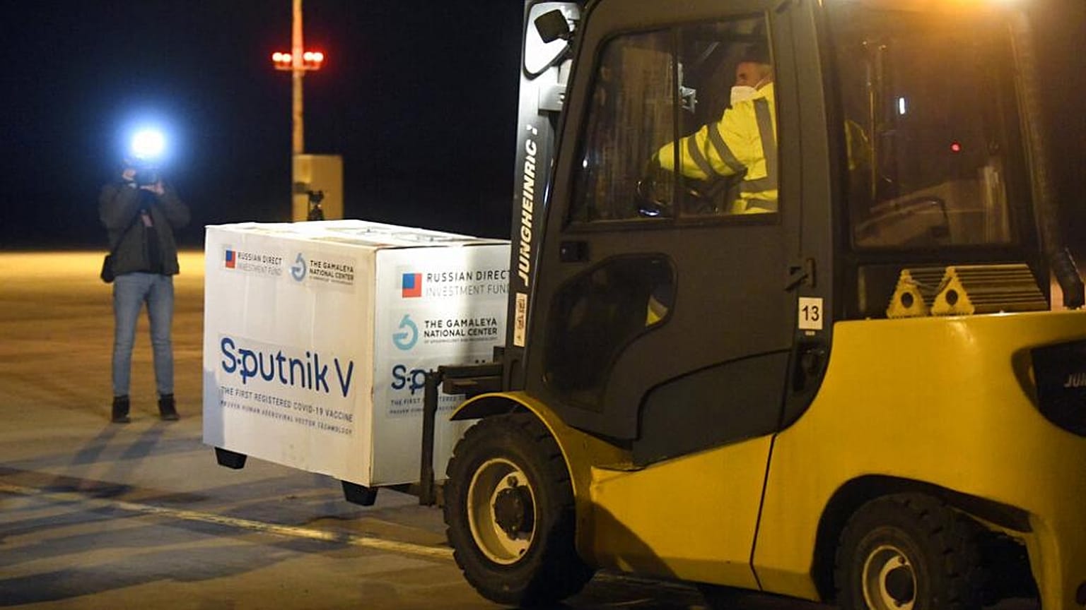 Νέο «σίριαλ» στη Σλοβακία με το ρωσικό εμβόλιο Sputnik V