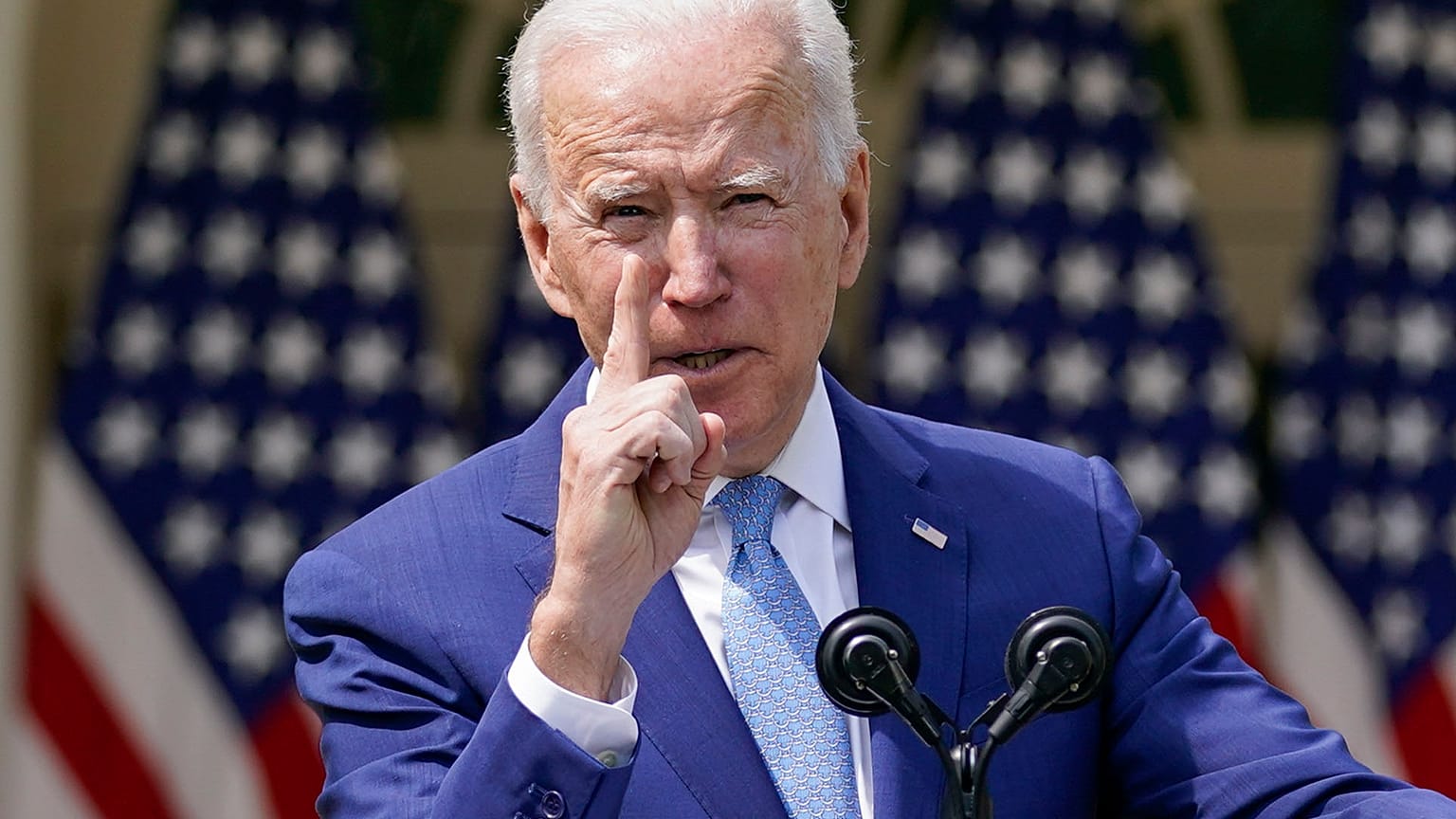 Joe Biden sprach über seine Pläne im Rosengarten des Weißen Hauses
