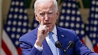 Biden: "Violenza armata è un'epidemia". Le lobby delle armi non cedono 