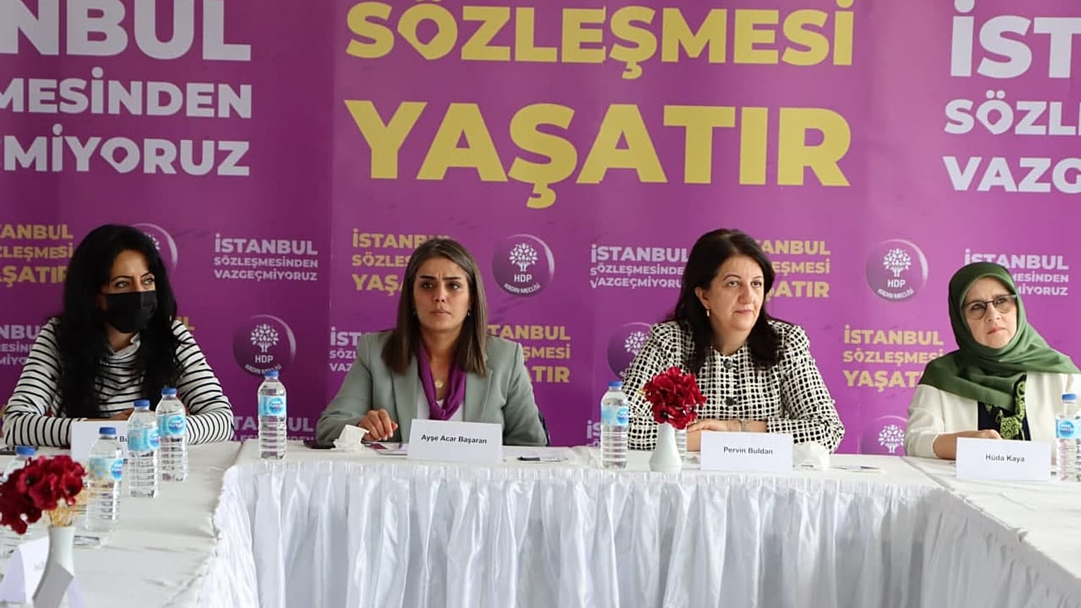 HDP - Pervin Buldan kadın gazetecilerle buluşması