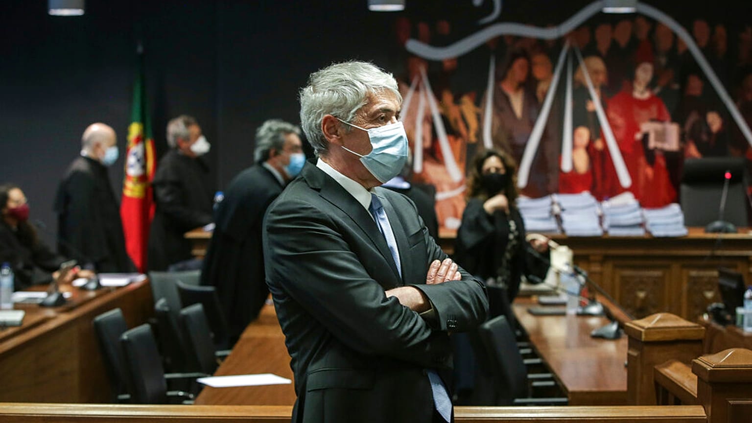 Yolsuzluktan yargılanan Portekiz eski Başbakanı Jose Socrates, Lisbon'daki duruşmaya katıldı