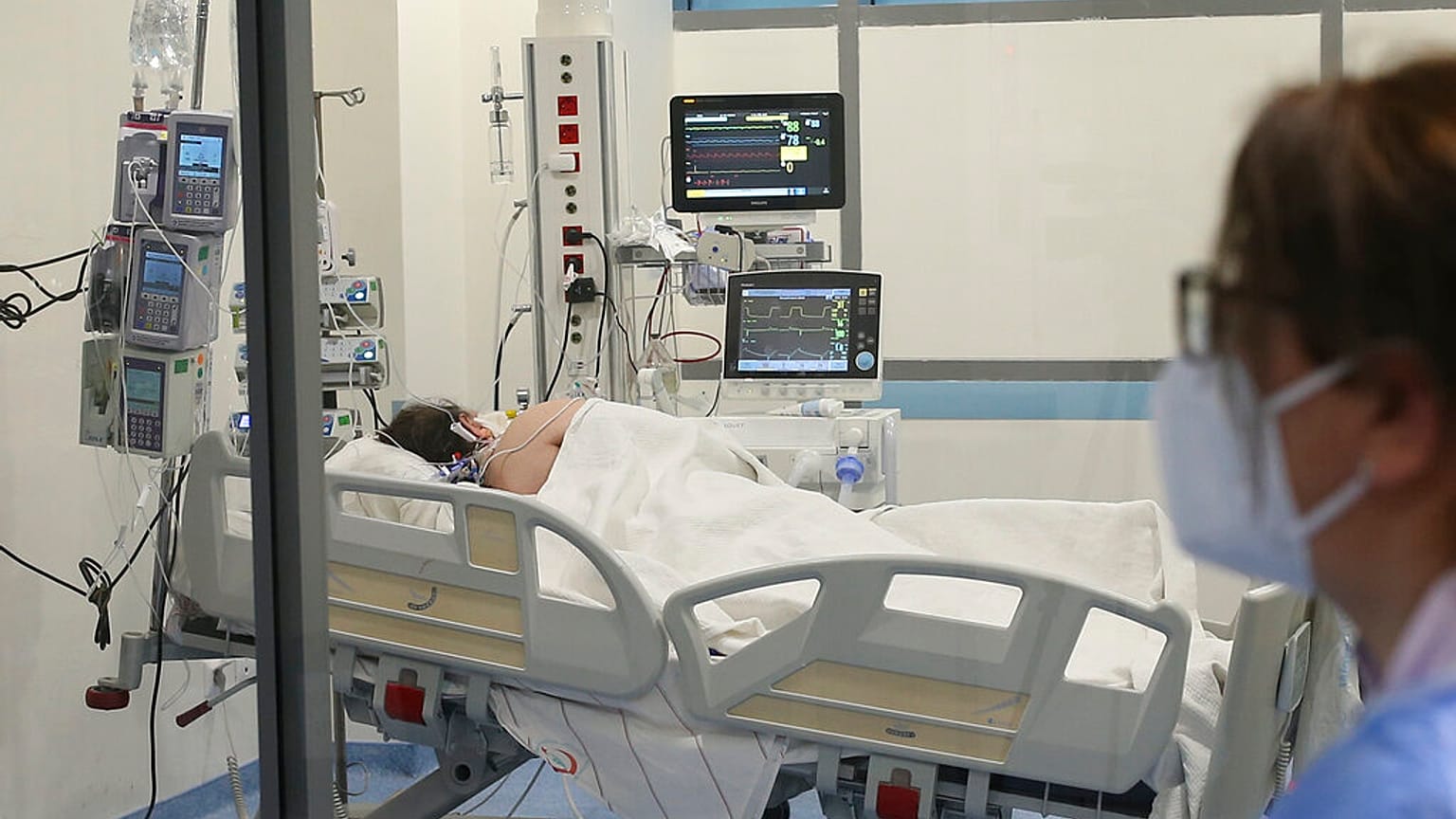 İstanbul'da Covid-19 tedavisi gören bir hasta