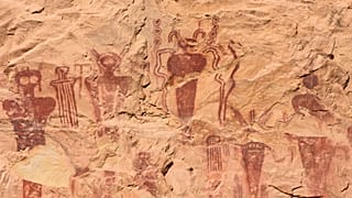 نقاشی بر دیواره غاری در سگو کانیون در یوتای آمریکا