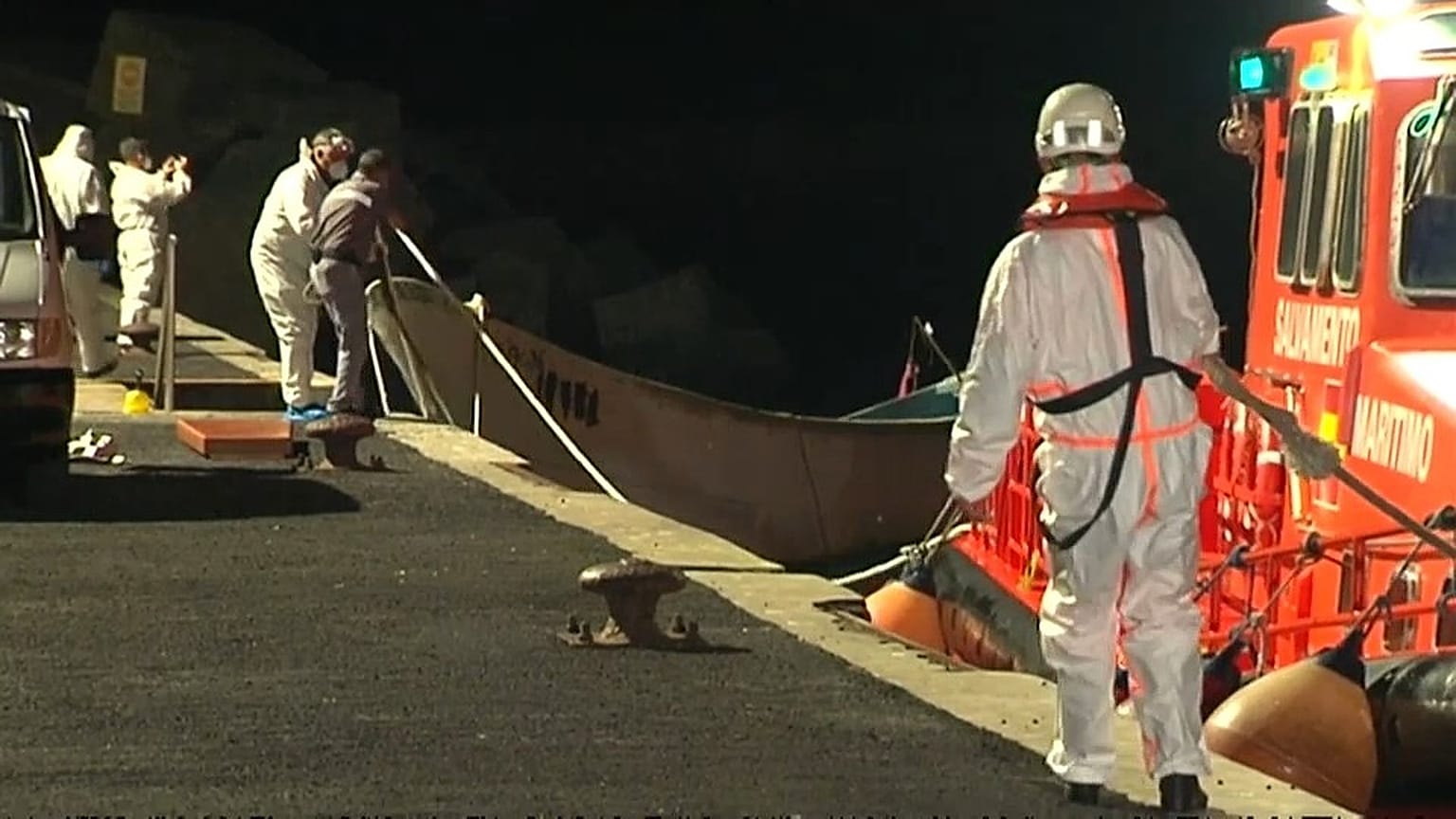 Four migrants were found dead in a boat off the Canary Islands
