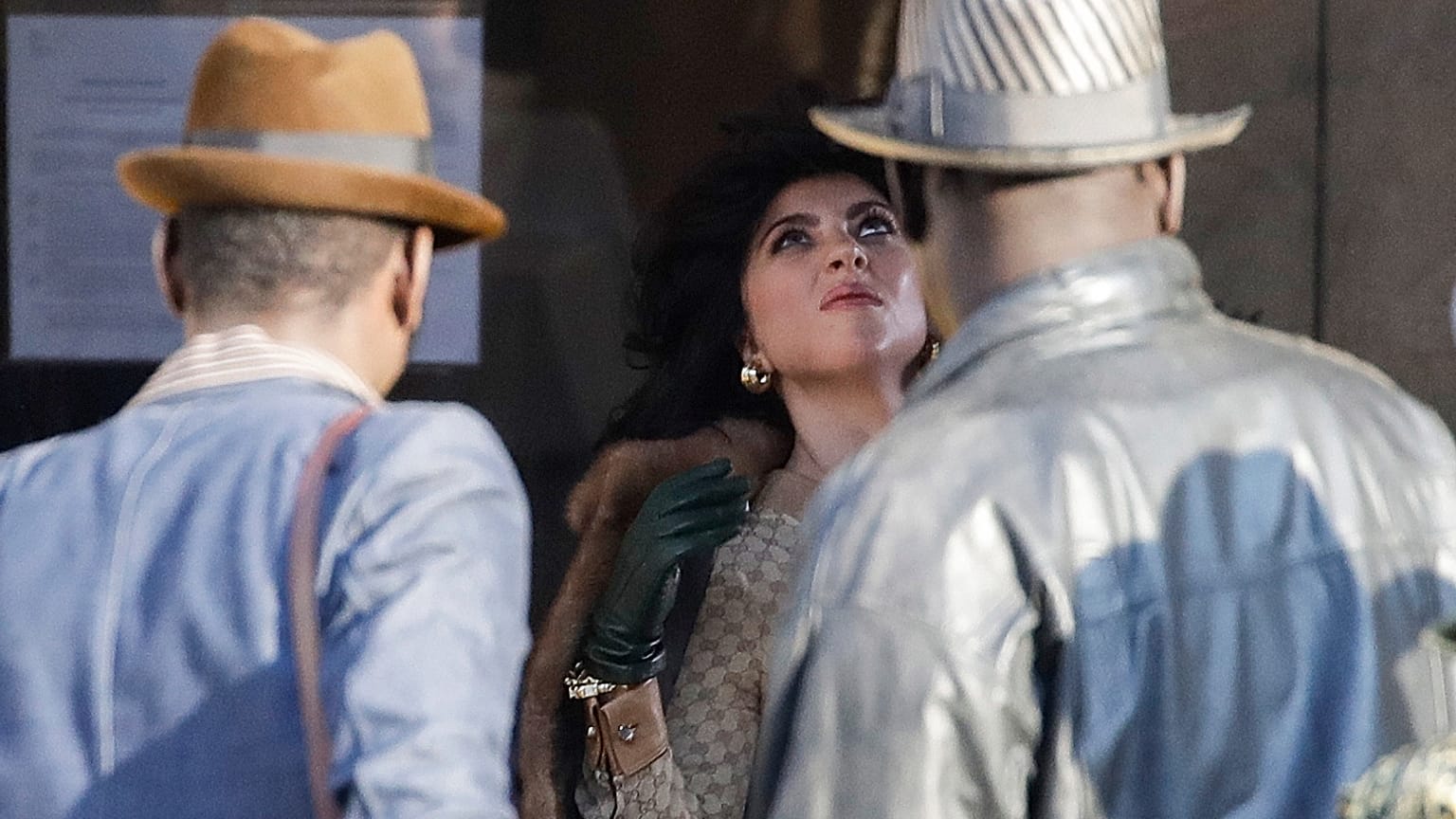 Lady Gaga durante as gravações do filme "The House of Gucci"