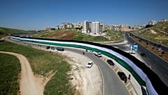 الأردن يسعى لدخول "غينيس" بـ"أطول علم في العالم" احتفالا بمئوية تأسيسه