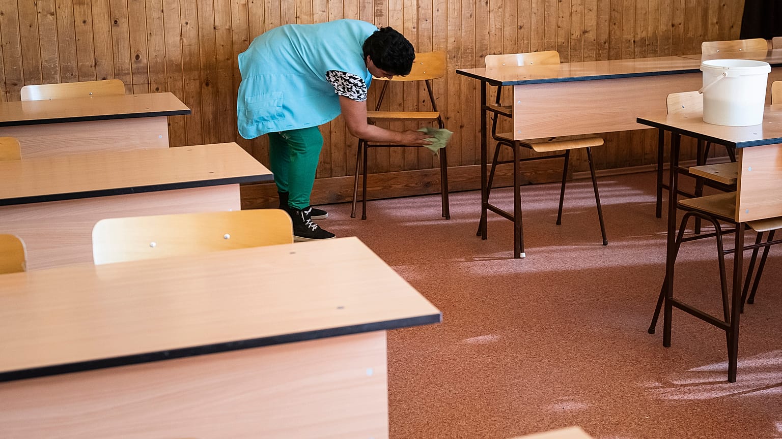Hétfőn már nyitnak az óvodák és az általános iskolák alsó tagozatai