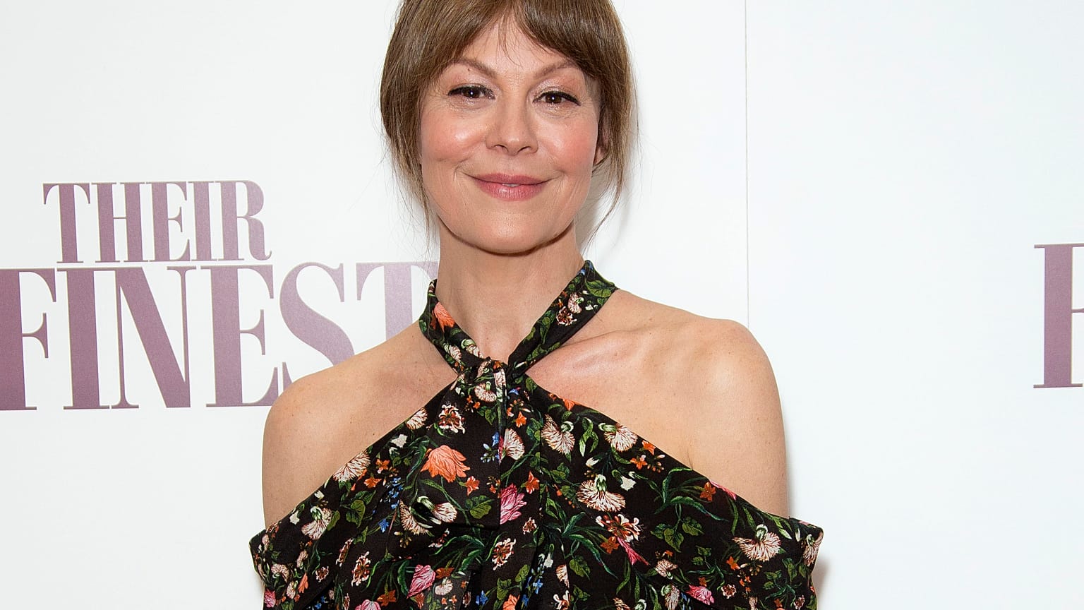 La actriz Helen Mccrory piede su lucha contra el cáncer.