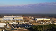 Un tribunal alemán dictaminó que Tesla tenía que dejar de talar árboles en algunas partes del terreno donde está construyendo su primera fábrica de coches eléctricos en Europa