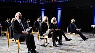 Bundespräsident Frank-Walter Steinmeier und Bundeskanzlerin Angela Merkel bei der Gedenkveranstaltung in Berlin