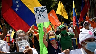 Protesta para pedir una mejor distribución de las vacunas en Venzuela