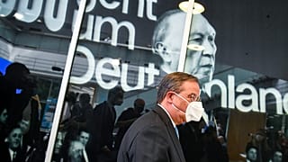 Armin Laschet nach PK im Konrad-Adenauer-Haus