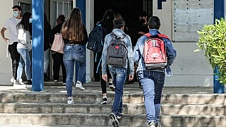 Escolas reabrem em Portugal