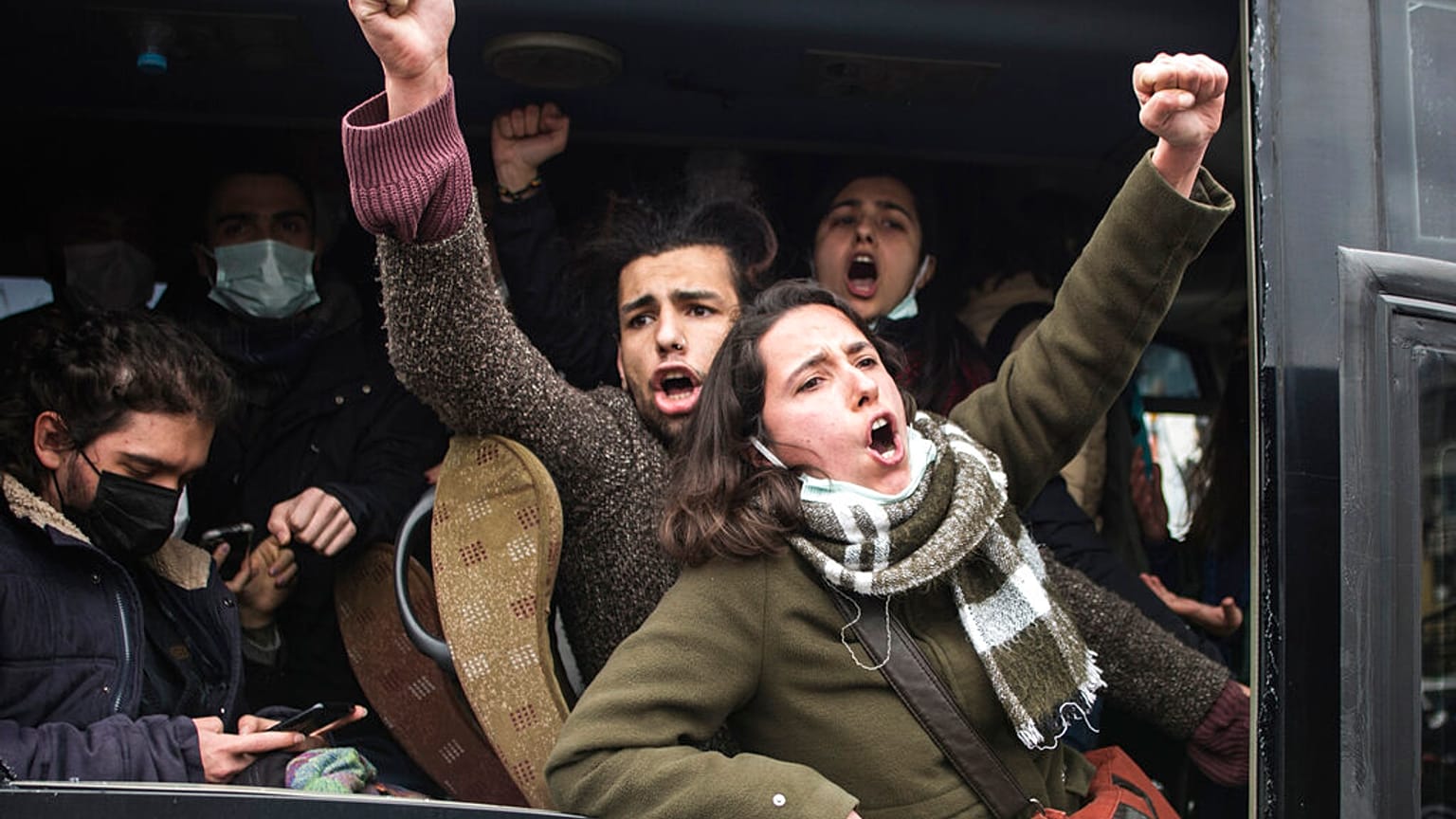 Boğaziçi Üniversitesi protestoları: 97 kişi hakkında 6 aydan 3 yıla kadar hapis cezası istendi