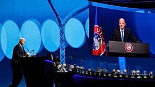 FIFA ve UEFA Başkanları Infantino ve Ceferin, 45. UEFA Kongresi'nde Avrupa Süper Ligi oluşumuna tepki gösterdi. 