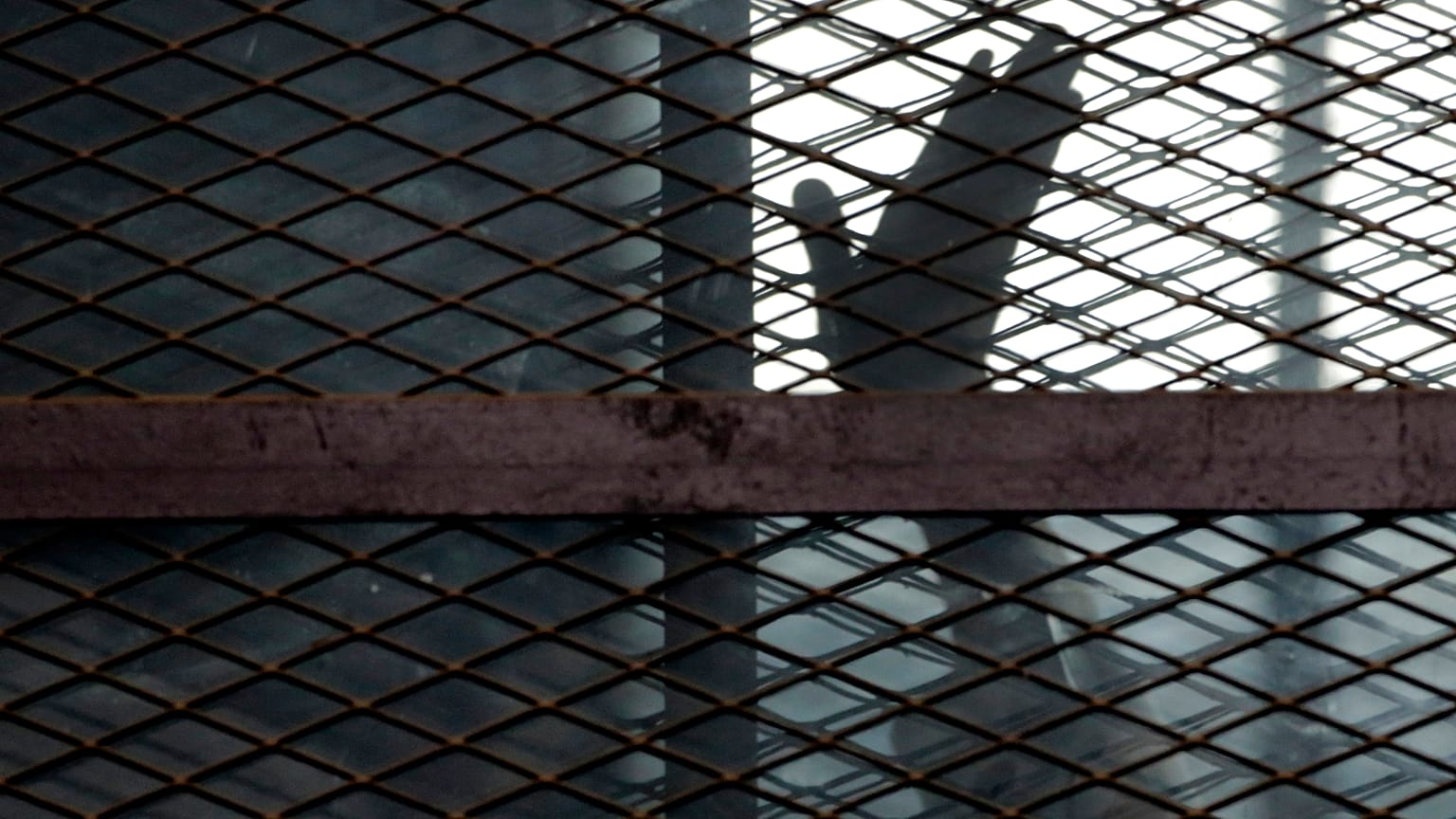 حكم بالإعدام ضد أربعة أشخاص بتهمة التعاون مع إسرائيل