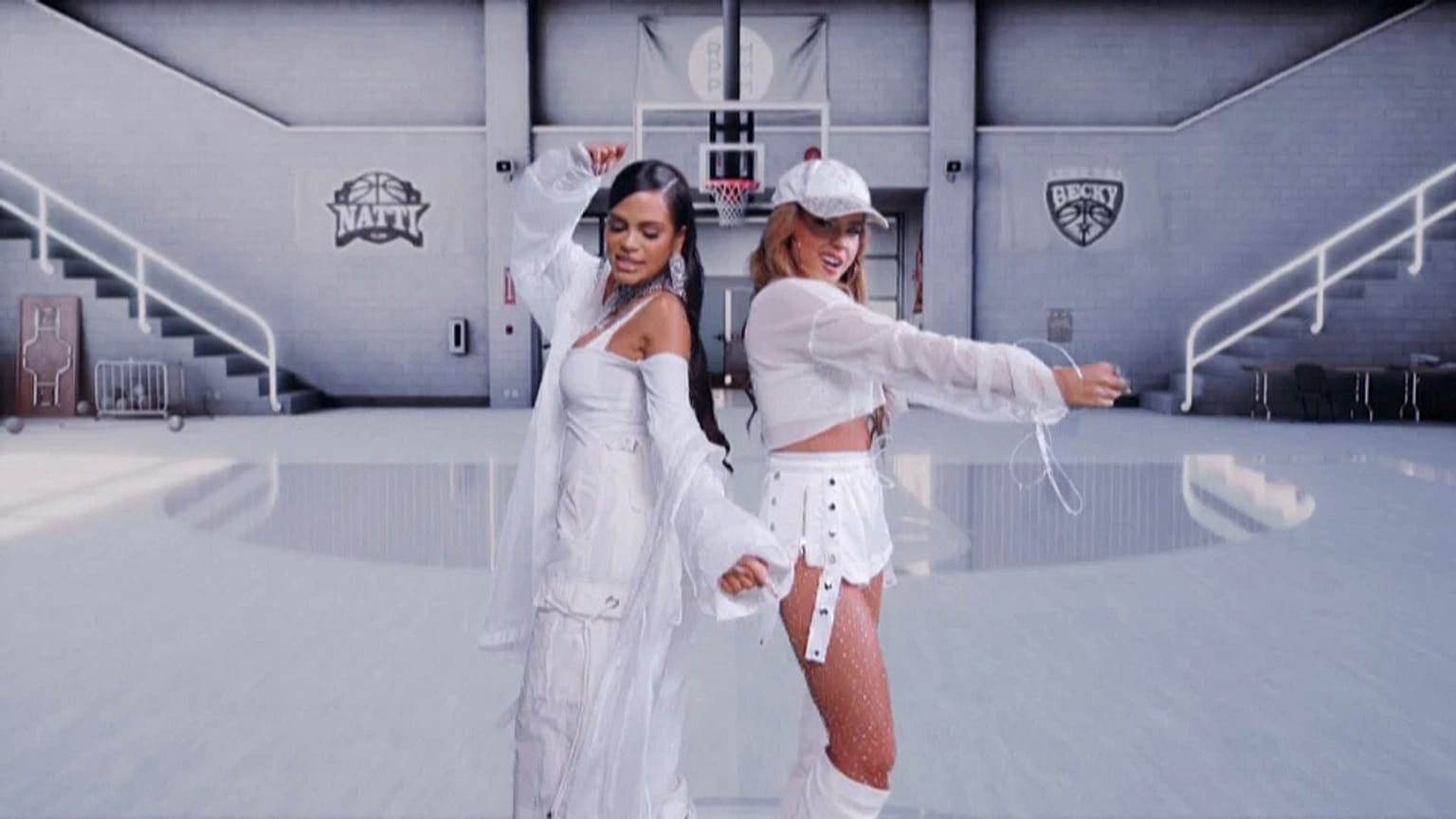 Nuevo videoclip de Becky G y Natti Natasha