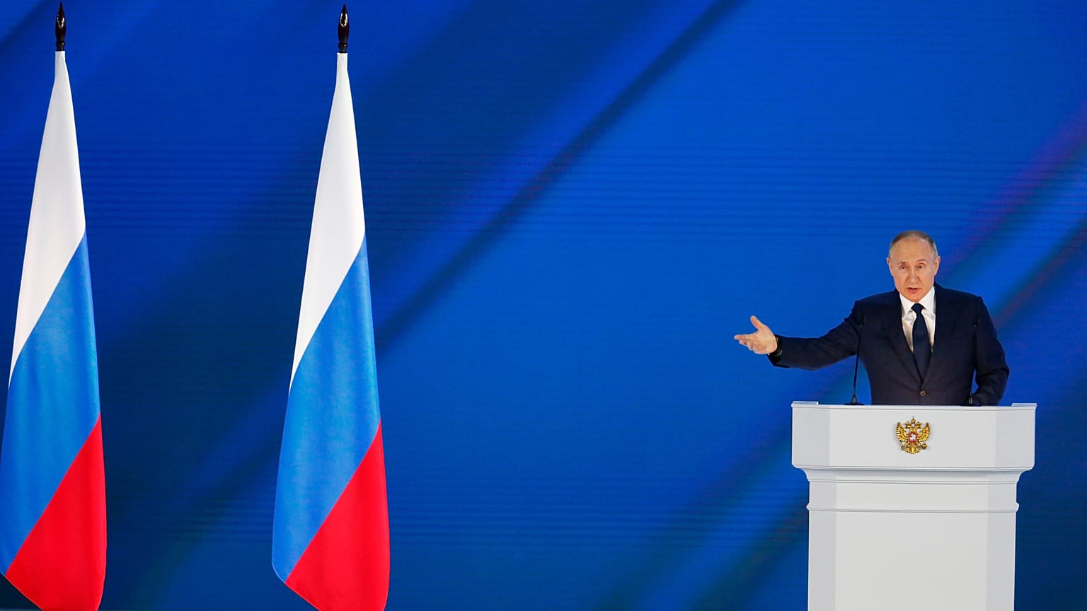 Un Putin desafiante pone a Occidente "líneas rojas"