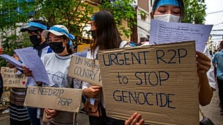 Myanmar'da sivil halkın gösterileri 80 gündür devam ediyor.